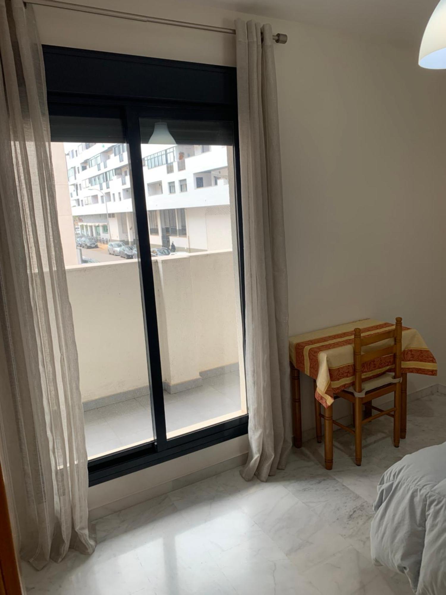 Habitacion Privada En Urbanizacion Con Piscina Y Pista De Padel إل بويرتو دي سانتا ماريا المظهر الخارجي الصورة